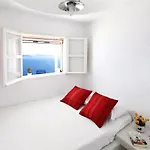 Menias Cave House