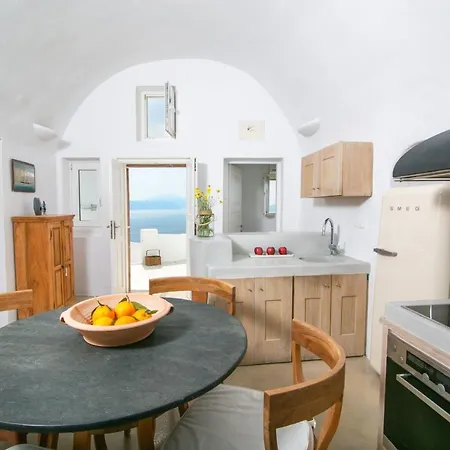 Menias Cave House * Ia