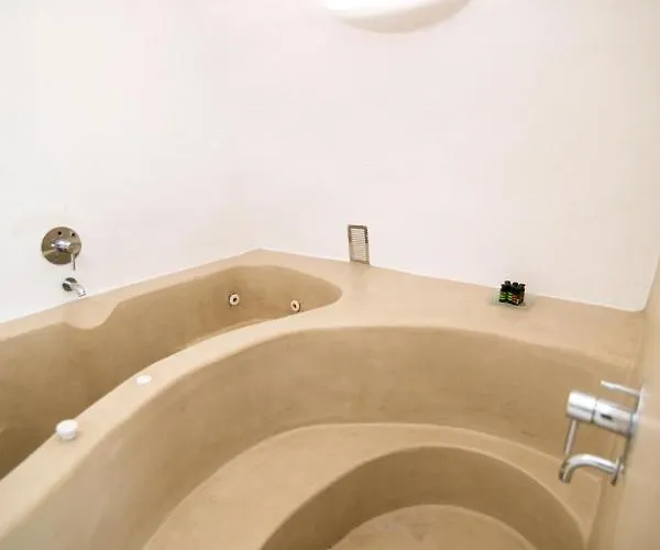 Menias Cave House Oia